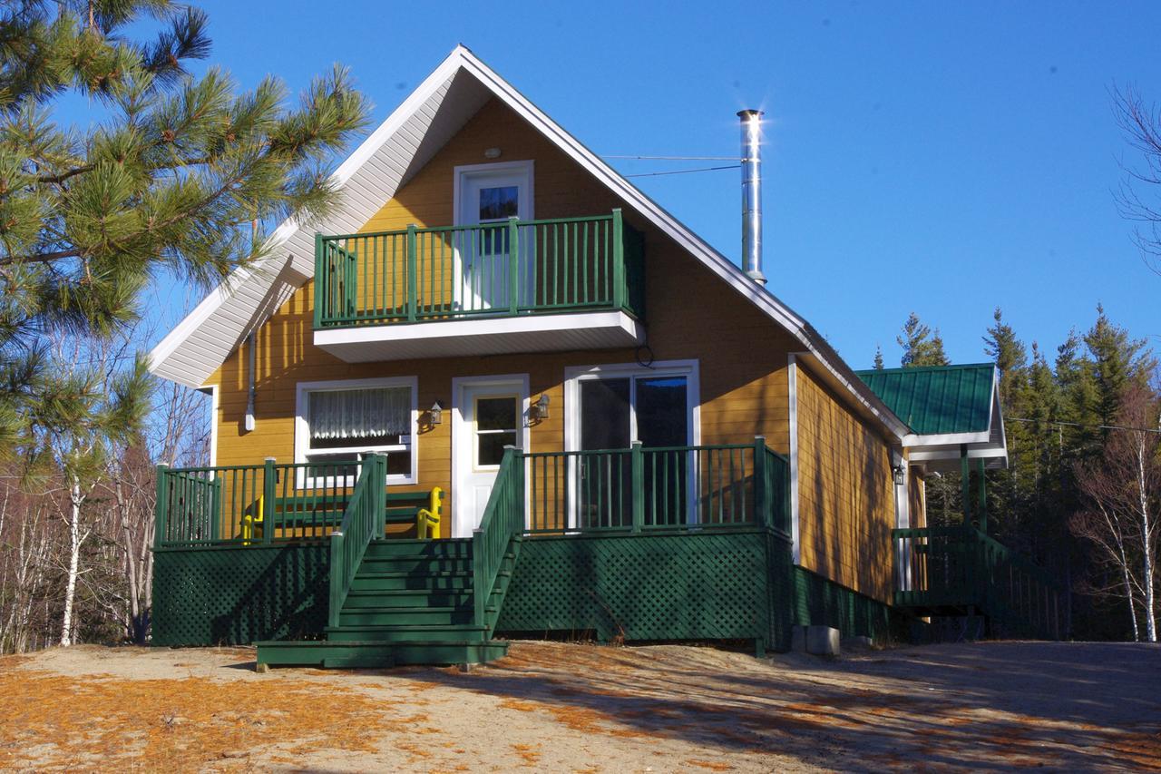 Club Tadoussac Villa Exterior photo