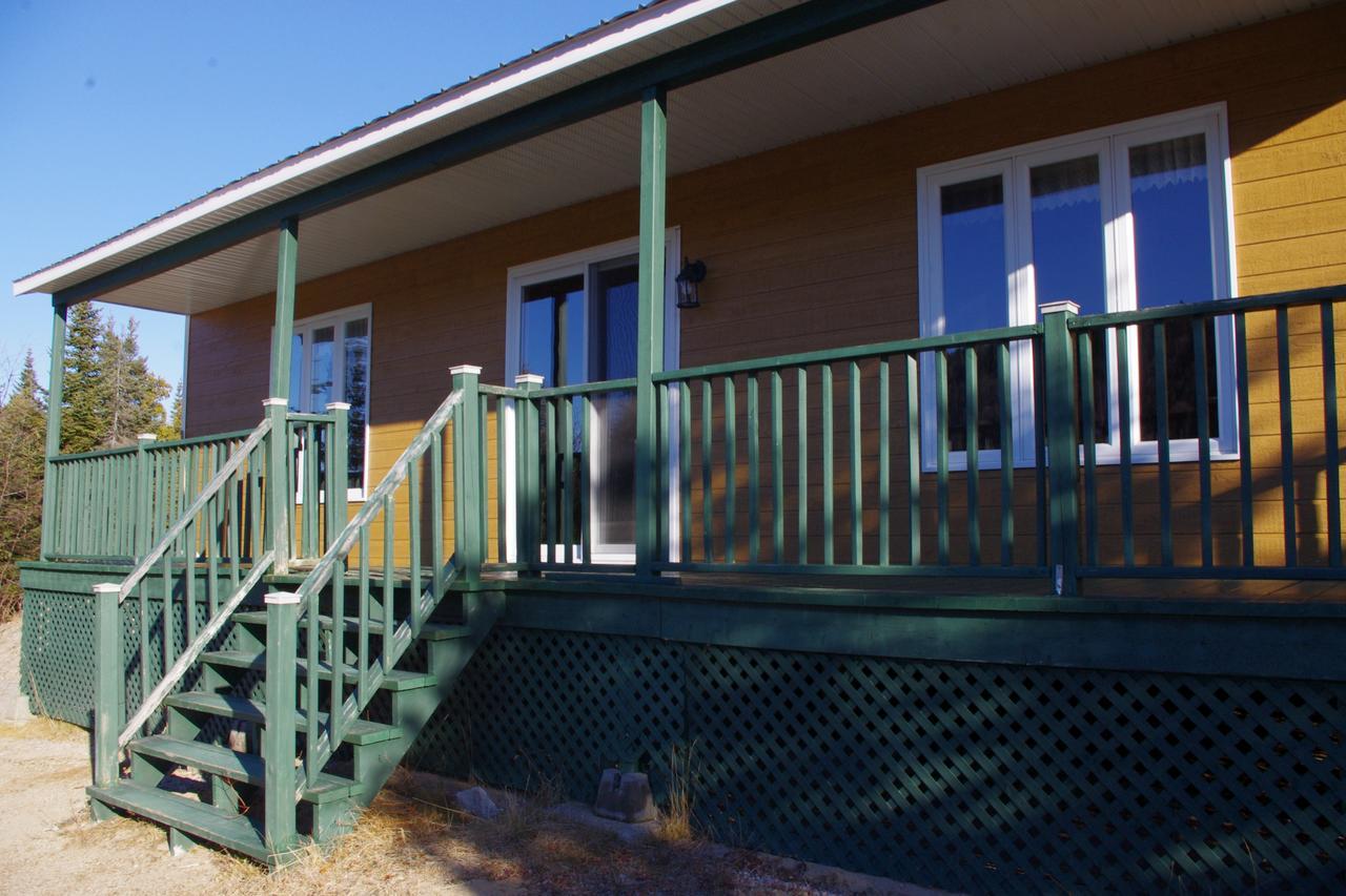 Club Tadoussac Villa Exterior photo